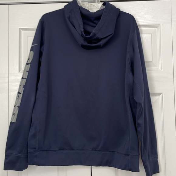 GUC Nike Therma fit hoodie Medium. Bear graphic front and sleeve Kangaroo pocket - Picture 10 of 10